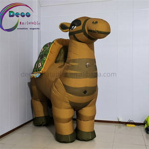 Modèle de mascotte de ballon géant de <span class=keywords><strong>chameau</strong></span> <span class=keywords><strong>gonflable</strong></span> Lampe à LED Souffleur d'air Costumes d'animaux Événements en plein air Mer rentable - Product Image 4
