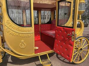 Carruaje eléctrico de caballos, carro de turismo tripulado eléctrico romántico, carro de soldadura automática - Product Image 4