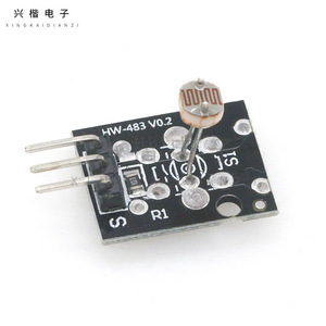 Módulo de Sensor de Luz Ky 018, Fotorresistor para Detección de Coches Inteligentes Robóticos - Product Image 1