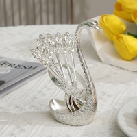 Porte-couverts en forme de cygne doré avec ensemble de fourchettes à dessert - Organisateur de couverts en métal orné pour la décoration de gâteaux aux fruits et de table