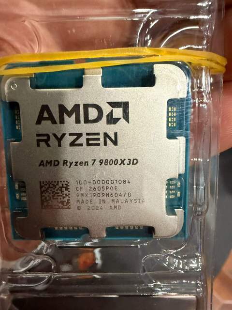 Wholesale Brand New  R 7 9800X3D 9700X 7800X3D Desktop CPU Processor Socket AM5 Original Tray/Box Packaging for Gaming PC