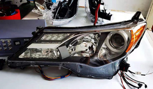 OEM Auto Lamp 81170-OR070 81130-OR070 Faro halógeno para <span class=keywords><strong>Toyota</strong></span> para <span class=keywords><strong>Rav4</strong></span> 2013-2016 Modelos USA <span class=keywords><strong>Style</strong></span> 6000K Nueva condición - Product Image 2
