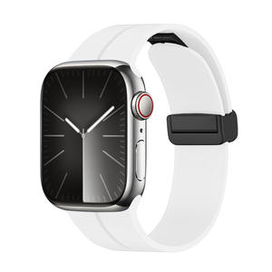 Correa de Reloj Portátil para Apple Watch S9/S8/7/6/5/Ultra, Correa de Silicona con Hebilla Magnética Plegable para 38-49mm - Product Image 6