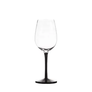 400ml Home Decor Black Swan Weinglas Kristall mund geblasene Weingläser Benutzer definierte Farbe Stiel anpassbar