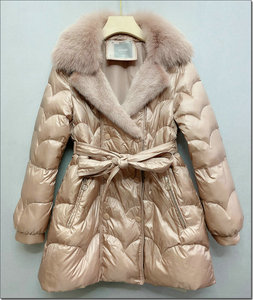 TISSU DE MANTEAU EN DUVET Personnalisé 100% POLYESTER COL RENARD et VISON Veste rembourrée en duvet Veste en plumes Veste en duvet Veste en fourrure - Product Image 1