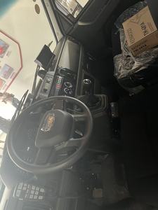 IVEC0 Penjualan Panas Mobil Ambulans Medis Manual Bensin dengan Pemantauan Atas MERAH+Putih EURO 5 untuk Transportasi Pasien Rumah Sakit - Product Image 4