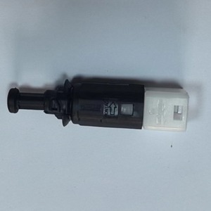 Interruptor de Luz de Freno para Renault Nissan 2532000QAA PW822263 7700414988, Pieza de Repuesto Automotriz - Product Image 2