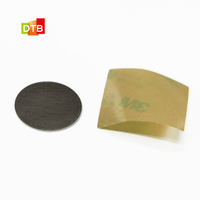 Flexible sur étiquette NFC en métal ronde 30mm personnaliser le logo et la taille HF 13.56mhz anti-métal étiquette RFID