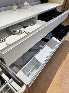 Gabinete de Cocina Blanco de Estilo Moderno Personalizado con Estantes Extraíbles, Herrajes de Almacenamiento Multifuncionales para Hogares Contemporáneos - Product Image 3