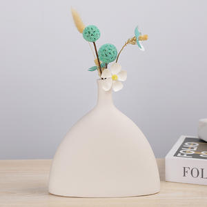 R47 Petit quantité minimale de commande Usine Directement En Gros Hotsales Moderne Irrégulier Forme Unique Antique Vases À Fleurs En Céramique Blanche - Product Image 5