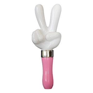 Bâton lumineux LED Victory Sign à 15 couleurs changeantes avec logo personnalisé pour accessoires de concert et de cheering - Product Image 5