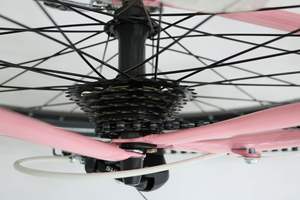 Bicicleta <span class=keywords><strong>Ligera</strong></span> para <span class=keywords><strong>Mujer</strong></span> OEM, 24 Pulgadas, 7 Velocidades, Frenos V Dobles, Cuadro de Acero, Bicicleta Urbana - Product Image 4