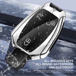Housse de clé de voiture de haute qualité pour clés <span class=keywords><strong>Mercedes</strong></span>, anti-chute, étanche, en TPU, avec porte-clés en alliage de zinc - Product Image 3