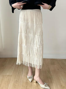 Jupe de gâteau amincissante et polyvalente à franges Robe longue de longueur moyenne Conception de taille élastique Jupe à jambe droite sensible pour toutes les saisons - Product Image 2