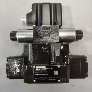 Vanne de commande directionnelle Parker D41FBE02FC4NF0014 350 bars max. P.A.B.X 185 bars max. T.Y. Fabriqué en Chine - Product Image 2