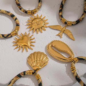 Collier en acier inoxydable plaqué or, style Art déco occidental, avec pendentifs DIY en forme de coquillage, de griffe de crabe et de léopard, vente en gros de bijoux - Product Image 3