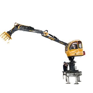 แท่นยืนทำงานแบบเคลื่อนที่ได้ 8.8 เมตร พร้อมอุปกรณ์ยกไฮดรอลิกในห้องโดยสาร บูมพับได้แบบยืดหด สำหรับจับไม้และหญ้า - Product Image 2