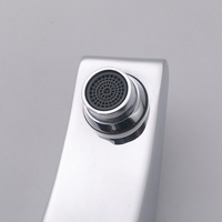 Classique banheiro dauphin robinet de salle de bain en laiton chromé mitigeur de lavabo mitigeur robinets en laiton pour salle de bain luxe