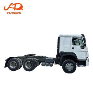 Camions tracteurs Sinotruk Howo 430, prix compétitif, 102 km/h, 4x2, 6x4, poids lourd, 400 CV, pour la logistique en Afrique - Product Image 1