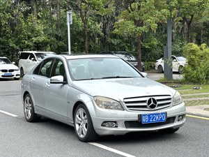 ชุดแต่งกันชนหน้า Mercedes-Benz C-Class W204 รุ่น Turbo ด้านซ้าย R16 เบาะหนัง ปี 2010 เครื่องยนต์ 1.8T เกียร์อัตโนมัติ - Product Image 2
