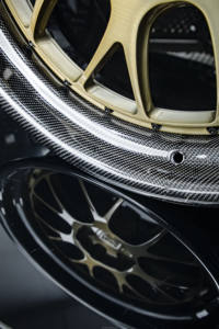 2 Stück Hochwertige PQ Maßgefertigte Geschmiedete Felgen für PKW in Champagnergold mit Gebürsteter Oberfläche und Carbonfaser-Details für G2 Viper GTS - Product Image 6