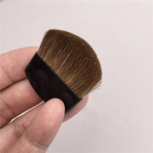 Cepillo de maquillaje <span class=keywords><strong>Kabuki</strong></span> de <span class=keywords><strong>pelo</strong></span> de Animal, cepillo plano de semicírculo para mejillas, herramienta cosmética en polvo para resaltar la cara - Product Image 3