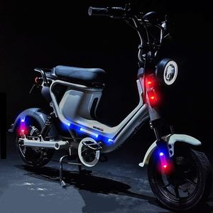 Wholesale New Solar LED Flashing <b>Light</b> Waterproof Security <b>Lights</b> Night Driving Barricade Safety Road Construction Signs Black - Product Image 5