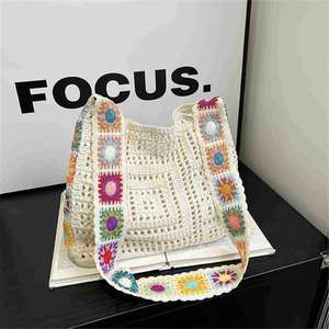 Bolso de hombro de malla hueca ligero de poliéster para mujer, estilo bohemio con encaje, plegable, de punto, para playa, otoño y verano - Product Image 1