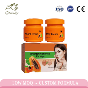Hot verkopende Private Label 100% natuurlijke 2-in-1 dag- en nachtcrème voor het verwijderen van donkere vlekken, sproeten en melasma, met papaya voor een wittere huid. - Product Image 1