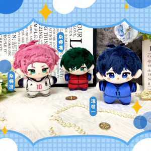 Nouvelles 8 figurines en peluche Isagi Yoichi, style anime japonais, bleues, avec porte-clés et mini-breloques pour sacs - Product Image 4