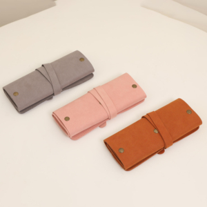 Estuche Portátil para Joyas de Microfibra Ecológico con Cierre de Lazo para Pendientes y Pulseras - Product Image 6