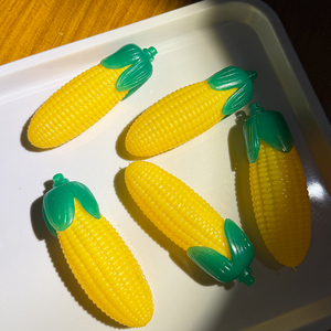 Juguete Blandito de Maíz de Subida Lenta con Relleno de Maltosa, Juguete Antiestrés de TPR para Niños y Adultos - Product Image 4