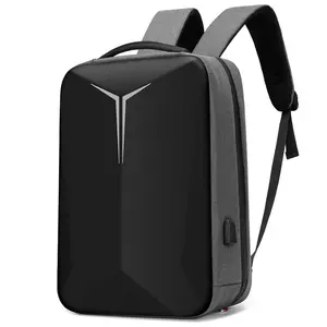 Der beliebte multifunktion ale Hartschalen-Herren rucksack mit großer Kapazität kann erweitert werden, um eine Computer tasche mit USB-Schnitts telle zu tragen