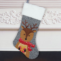 Chaussettes de Noël personnalisées en peluche 3D brodées, rouges et blanches, 18 pouces, en polyester, avec motifs Père Noël, Bonhomme de neige, Renne, Pingouin, pour cheminée, arbre de Noël, sac cadeau