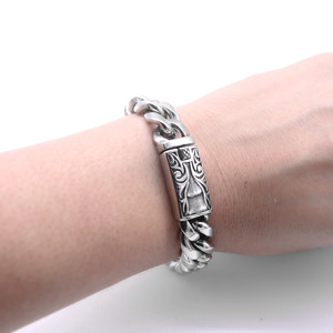 Bracelet de moto unisexe en acier titane Yunnique, design géométrique avec élément croix, cadeau, modèle Guangzhou - Product Image 4
