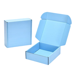 Cajas Blancas Ranuradas Personalizadas con Barnizado y Laminación Mate, Reciclables, Tamaños Personalizados, Embalaje de Regalo para Ropa, Cartón Corrugado - Product Image 6