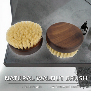 Brosse à barbe Maclura 100% naturelle en bois de noyer pour hommes, avec poils de sanglier, style rond, pour le soin du visage et de la barbe - Product Image 2