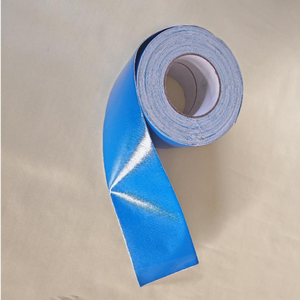 Étanchéité et <span class=keywords><strong>réparation</strong></span> des fuites pour toitures métalliques Membrane fluorocarbure PVDF Caoutchouc butyle Membrane d'étanchéité autocollante - Product Image 1
