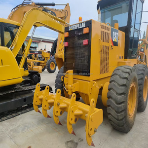 Niveleuse à moteur CAT 120H d'occasion à faible nombre d'heures de fonctionnement, poids opérationnel de 12,5 tonnes, avec moteur d'origine, à vendre - Product Image 1