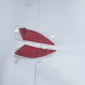 Réflecteur de pare-chocs arrière RX300 2020 Gauche 81920-48060 Droit 81910-48060 Lentille PC Asphérique Meniscus Installation par Clic - Product Image 1