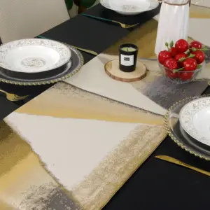 Farmhouse Christmas Luxury 100% Polyester Wedding Placemat And Table Runner With Tassels