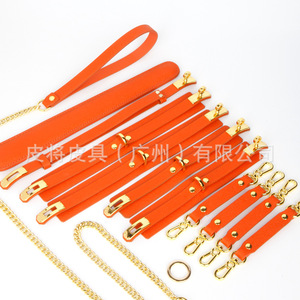 Ensemble de bondage SM : collier, menottes de traction et attaches de cheville, fouet en cuir SP, BDSM pour couple, jouets sexuels alternatifs. - Product Image 2