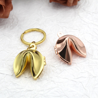 Haute qualité 3D argent Fortune Cookie porte-clés pliable Vintage dessin animé métal en alliage de Zinc pour mariages Souvenirs boîte-cadeau