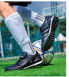 <span class=keywords><strong>Botas</strong></span> <span class=keywords><strong>de</strong></span> Fútbol <span class=keywords><strong>Cristiano</strong></span> <span class=keywords><strong>Ronaldo</strong></span> 2025 con Diseño Transpirable y Entresuela <span class=keywords><strong>de</strong></span> Goma T03, Zapatos <span class=keywords><strong>de</strong></span> Fútbol <span class=keywords><strong>de</strong></span> Caña Alta para Hombre, Estilo Deportivo Otoñal - Product Image 5