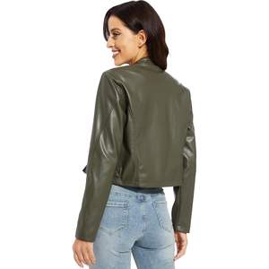 Chaqueta de piel sintética verde para mujer, de talla grande, longitud corta, con capucha, personalizada, sólida, Occidental, otoño, primavera, poliéster, cuero PU teñido - Product Image 4