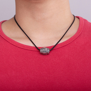 Rétro Quatre Dieu Bête Titane Acier Pendentif Vent Chinois Six Mots <span class=keywords><strong>de</strong></span> <span class=keywords><strong>Vérité</strong></span> Perle Collier Hommes Bijoux - Product Image 2