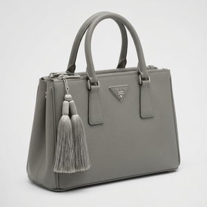 Frange décorative en polyester gris avec pompons - Product Image 3