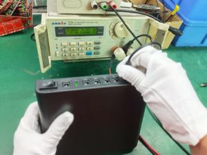 高品质18650电池组备用电池，带DC 12V/9V/5v输出锂电池，带电池充电器12V - Product Image 6