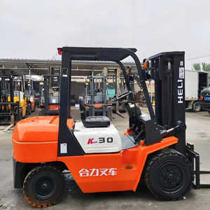 מלגזה דיזל HELI CPCD30 משומשת, 3 טון, תורן תלת/דו-שלבי, צמיגים פנאומטיים/מלאים, הפעלה בישיבה, הנעה קדמית, גובה הרמה 3 מטר - Product Image 2