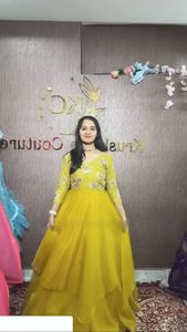 Nuevo diseñador de ropa de fiesta Look vestido inferior y Dupatta en secuencia de bordado trabajo e impresión digital con almohadilla adjunta - Product Image 2